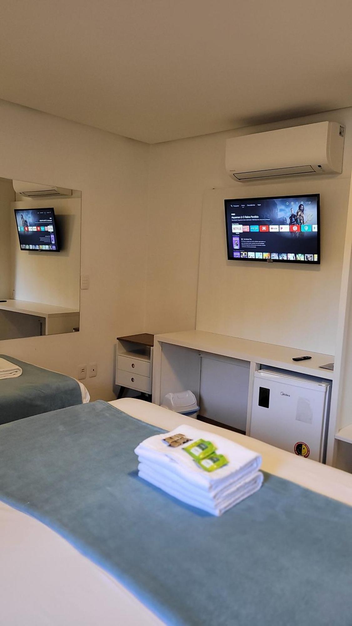 Hotel Golden Hills Canela Bagian luar foto