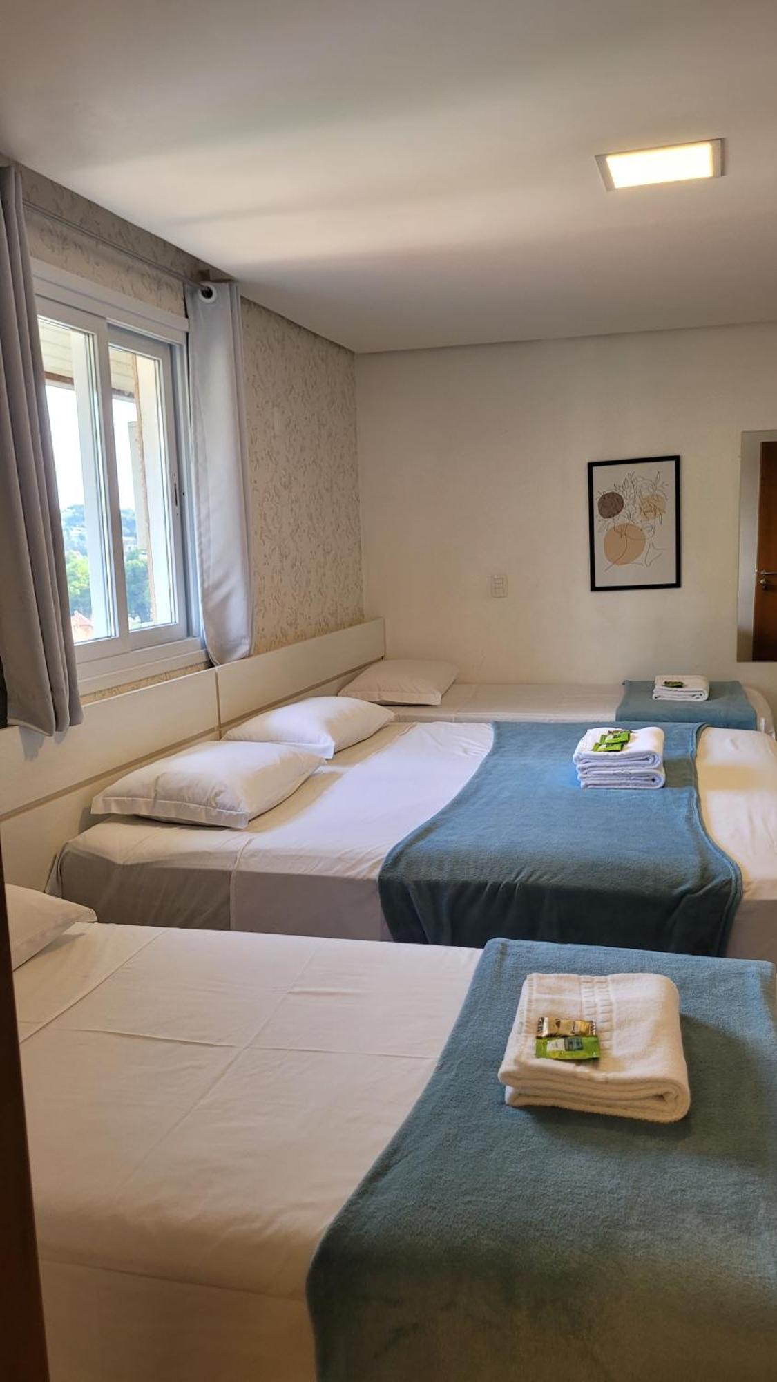 Hotel Golden Hills Canela Bagian luar foto