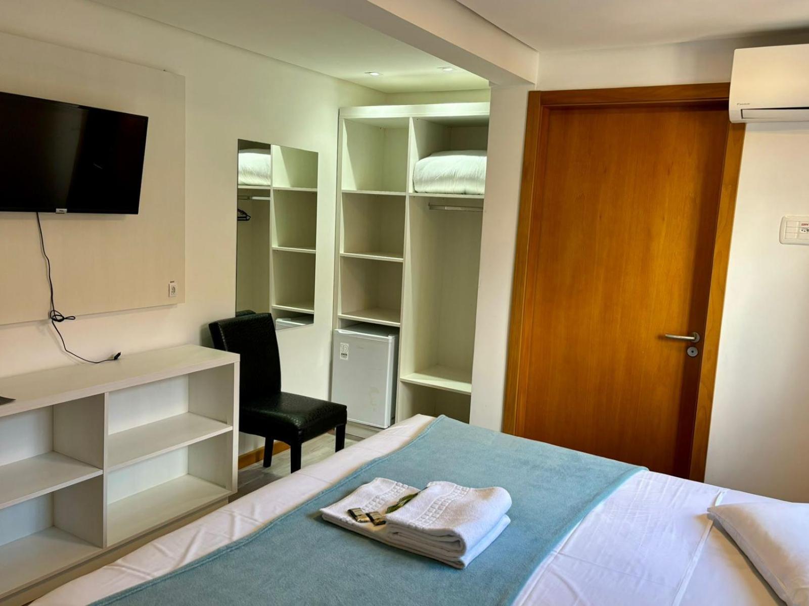 Hotel Golden Hills Canela Bagian luar foto