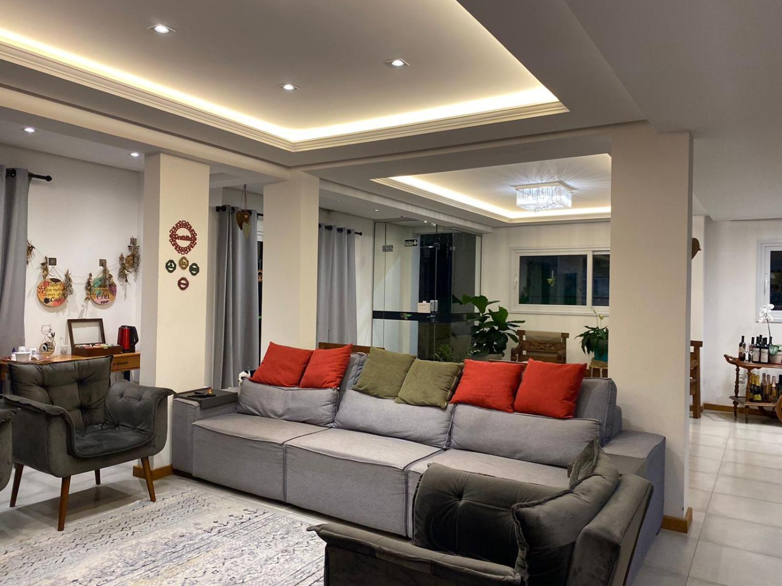 Hotel Golden Hills Canela Bagian luar foto